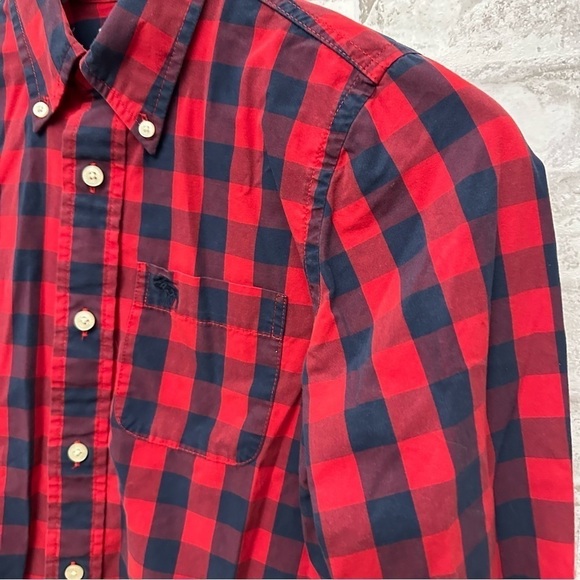 ABERCROMBIE kid’s muscle button down checkered‎ size XL red and blue - Picture 4 of 4